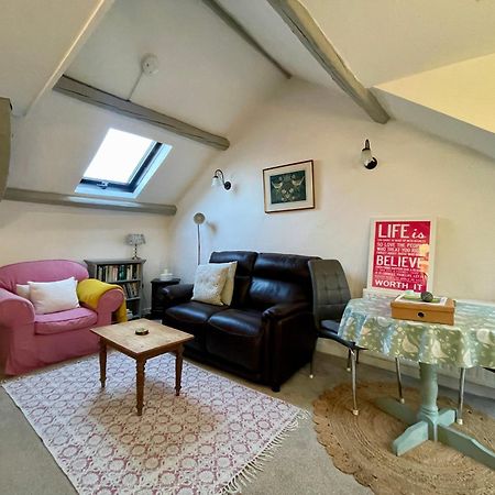 Lake Villa Holiday Cottages Holsworthy Extérieur photo