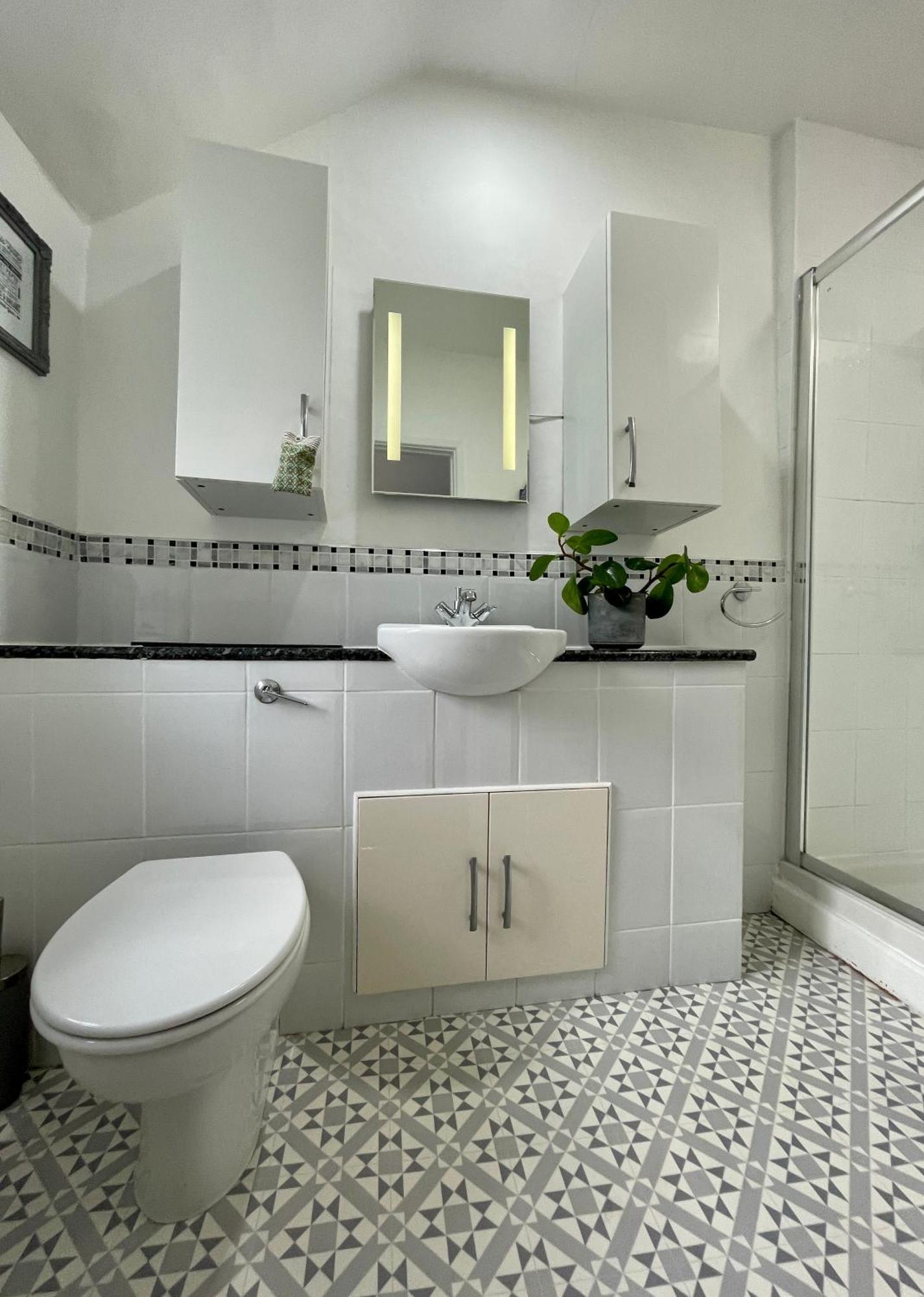Lake Villa Holiday Cottages Holsworthy Extérieur photo