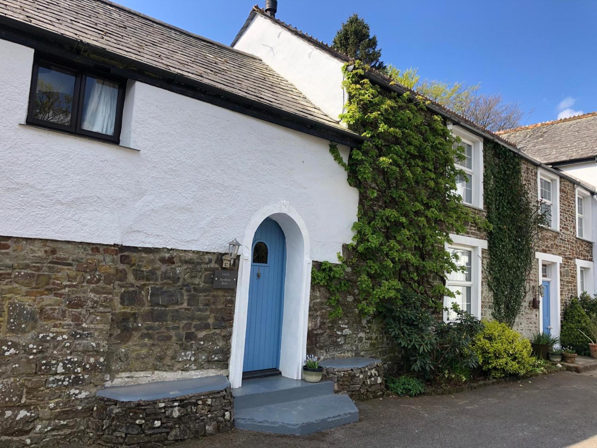 Lake Villa Holiday Cottages Holsworthy Extérieur photo